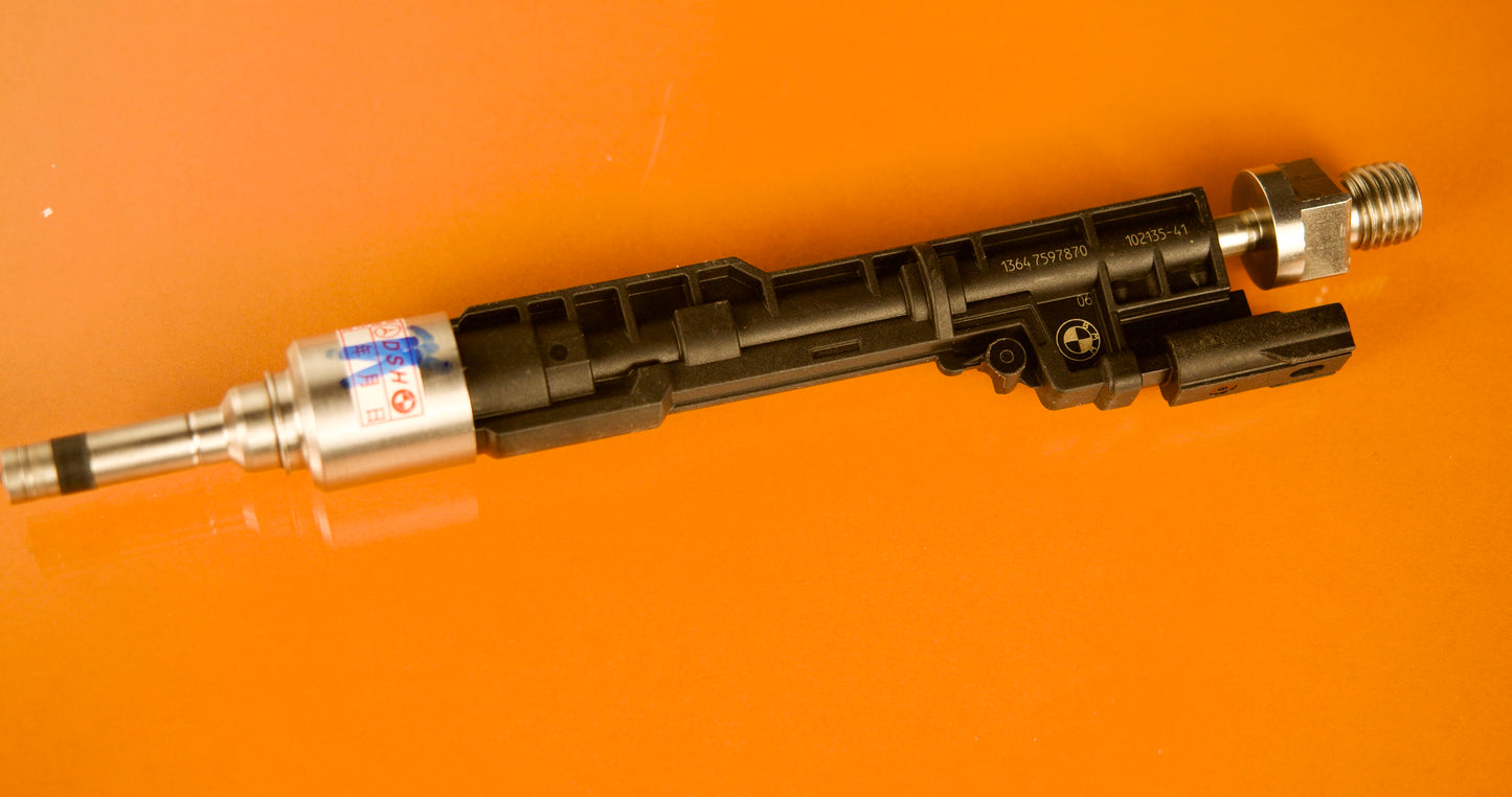 Injection Valve use for BMW 3 2004-2012,OE:13647597870